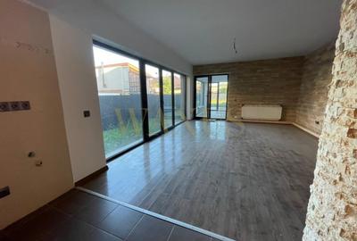 Casă individuală cu 5 camere cu Canalizare în Someșeni - 4