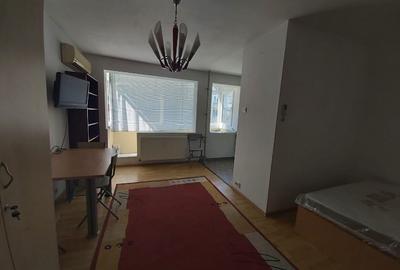 ÎÎnchiriez garsoniera - Zona Păcii - 12