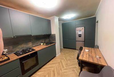 Apartament cu 3 camere decomandat în Muncii - 2