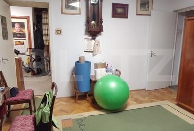 Apartament spatios cu 3 camere + garaj , situat intr-o zona exceptionala! - 9