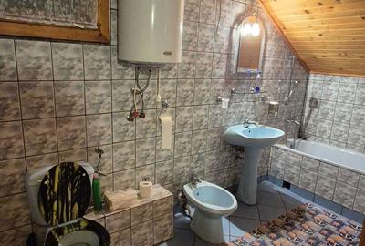 Casă cu 4 camere în Eșelnița - 3