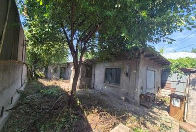 Teren 300mp cu casa demolabila, zona Chercea - 1