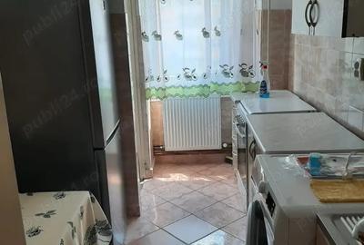 Inchiriez apartament cu 2 camere zona Zavoi - 2