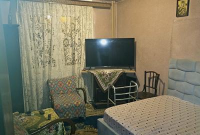 Apartament cu 4 camere semidecomandat în Teiul Doamnei - 2