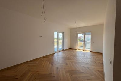 Penthouse cu 3 camere decomandat în Torontalului - 15