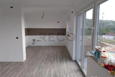 Casă cu 4 camere cu Teren 650 Mp în Paleu - 10