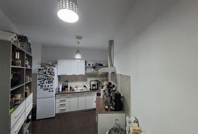 Apartament cu 2 camere semidecomandat, mobilat în Răcădău - 9