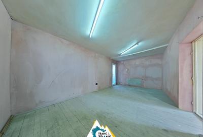 Casă cu 3 camere cu Teren 1450 Mp în Zădăreni