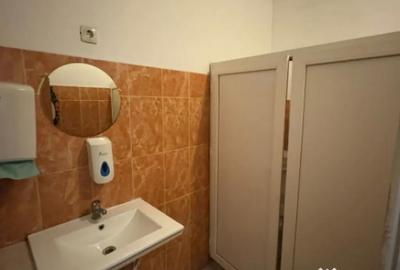 Spațiu comercial, de 380 mp, în Central - 16