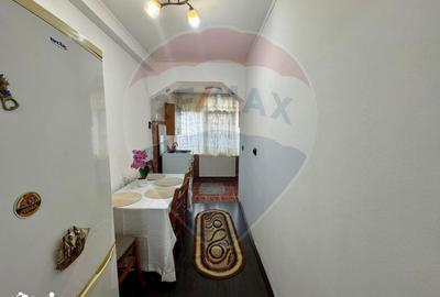 Apartament cu 2 camere, mobilat în Rovine - 6