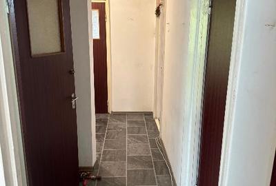 Apartament 3 camere, decomandat, an constructie 1976, etaj 4 din 4 - 7