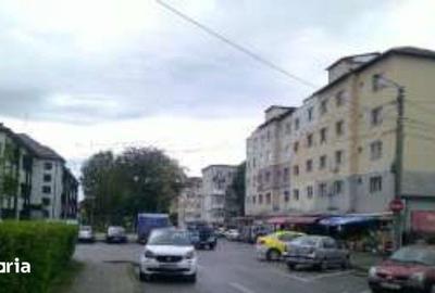 Apartament cu 3 camere în Micro 4 - 10