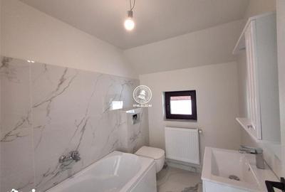 Casă cu 4 camere cu Teren 500 Mp în Lețcani - 12