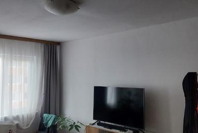 Apartament cu 2 camere decomandat în Astra - 4
