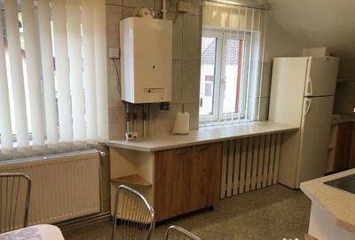 Apartament cu 3 camere decomandat în Centrul Civic - 11