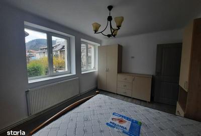 Apartament cu 2 camere, mobilat în Central - 4