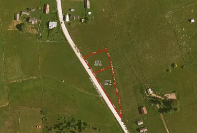 Teren de 4235 mp, în Central - 1