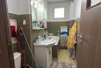 Apartament 4 camere, cetrala termica, boxa 12 mp in acte, str. Gura Ialomitei 5 - 5