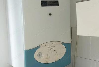 Vanzare casa renovata cu 2 camere, baie si bucatarie si 100 mp teren in proprietate zona Domenii - 6