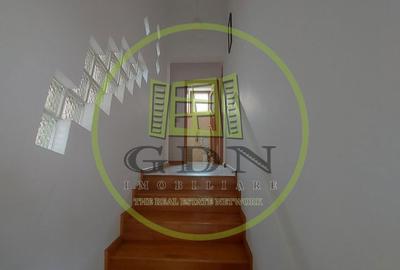 Casă cu 6 camere cu Teren 17900 Mp în Florilor - 16