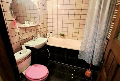 Vanzare Apartament 2 Camere, Decomandat , Micro 12 Targoviste - 9