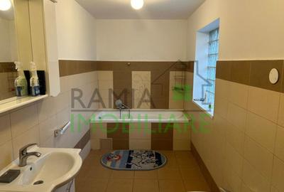 Casă cu 5 camere cu Teren 300 Mp în Cristian - 7