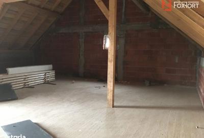 Casă cu 2 camere cu Teren 100 Mp în Sânandrei - 1
