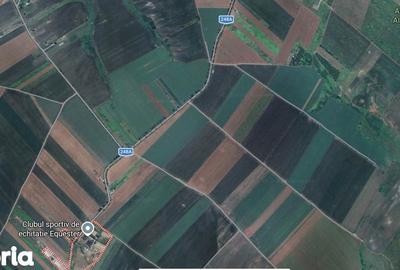 Teren de 3200 mp, în Miroslava