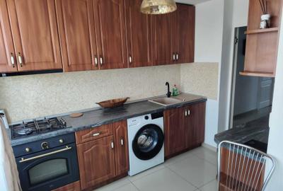 Apartament cu 3 camere decomandat în Alexandriei - 7