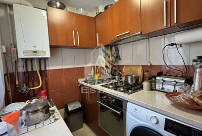 Apartament cu 3 camere in zona Sagului, centrala termica, etajul intai - 7