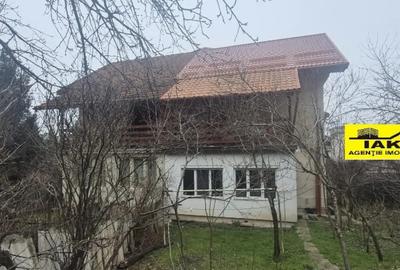 Casă cu 4 camere în Central - 5