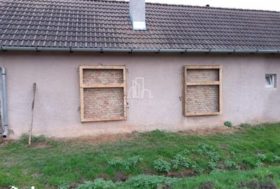 Casă cu 2 camere cu Teren 582 Mp în Saschiz - 11