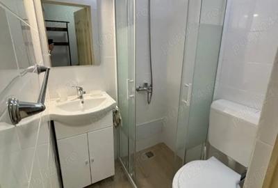 Garsonieră decomandată în Complex Studențesc