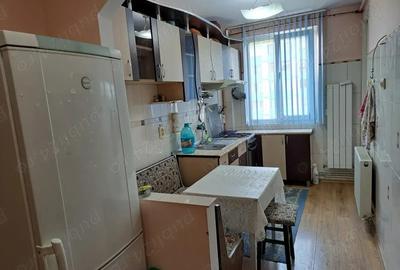 Vanzare apartament 2ncamere - 4