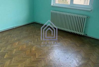 Apartament cu 3 camere în Roșu - 2
