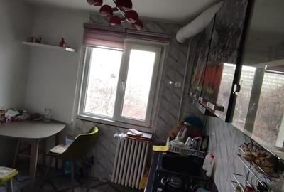 Apartament cu 3 camere semidecomandat în Gorjului - 3