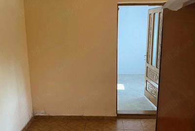 Casă cu Teren 1200 Mp în Buza - 2