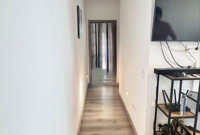 Apartament cu 3 camere decomandat în Lazaret - 4