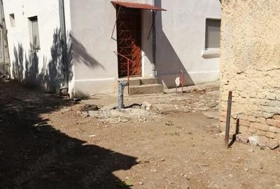 Casa cu 3 camere ~ zona Liceul de Arte ~ 170mp ~ Pret: 75.000 neg. - 6