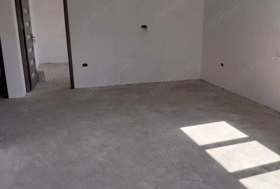 Casă cu Teren 420 Mp în Șendreni - 11