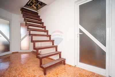 Casa / Vila de vanzare 250mp, cu Teren 1560mp - Tomesti, Chicerea DN28 - 12