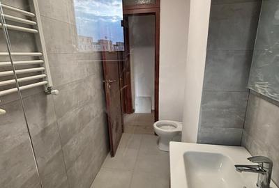 Apartament cu 3 camere decomandat în Văcăresti - 15