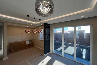 Duplex cu 4 camere cu Canalizare în Florești - 1