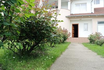 Casa / vila Gavana 3  , mobilata / utilata , finisaje clasice ! - 28