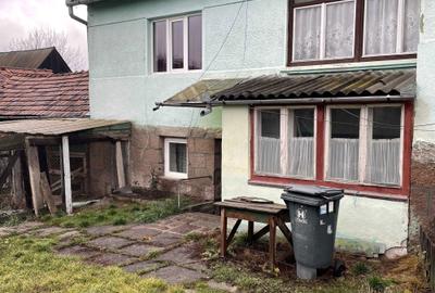 Casă cu 4 camere în Bixad - 1