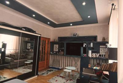 Casă cu 3 camere cu Teren 300 Mp în Central - 6