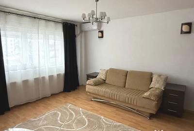 Apartament cu 3 camere decomandat în Central - 1