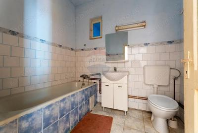 Casa cu 3 camere si teren 2196 mp de vanzare in Covasant,Arad - 2