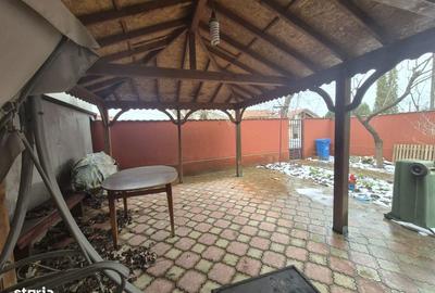 Casă cu 4 camere cu Canalizare în Central - 12