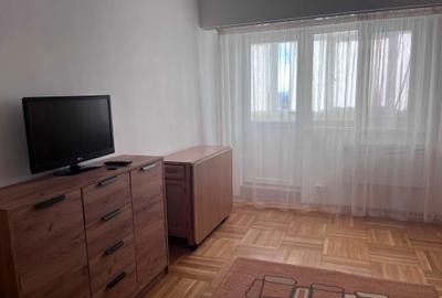 Garsonieră decomandată în Central - 1